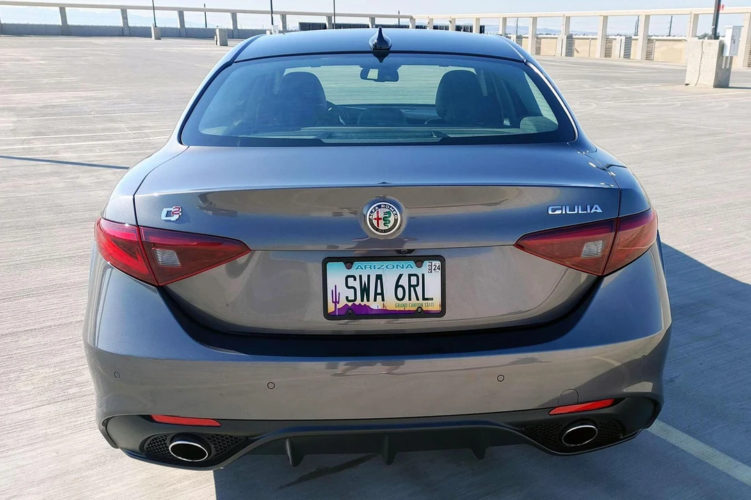2018 Alfa Romeo Giulia - Image 5 of 31