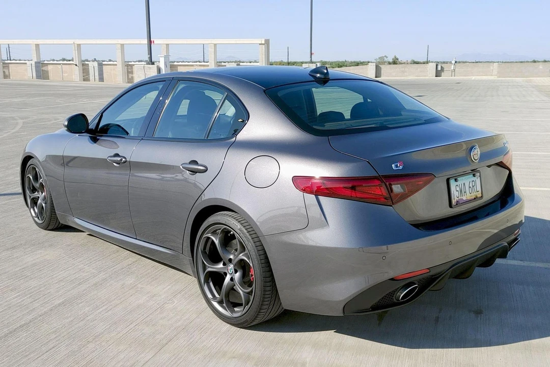 2018 Alfa Romeo Giulia - Image 4 of 31