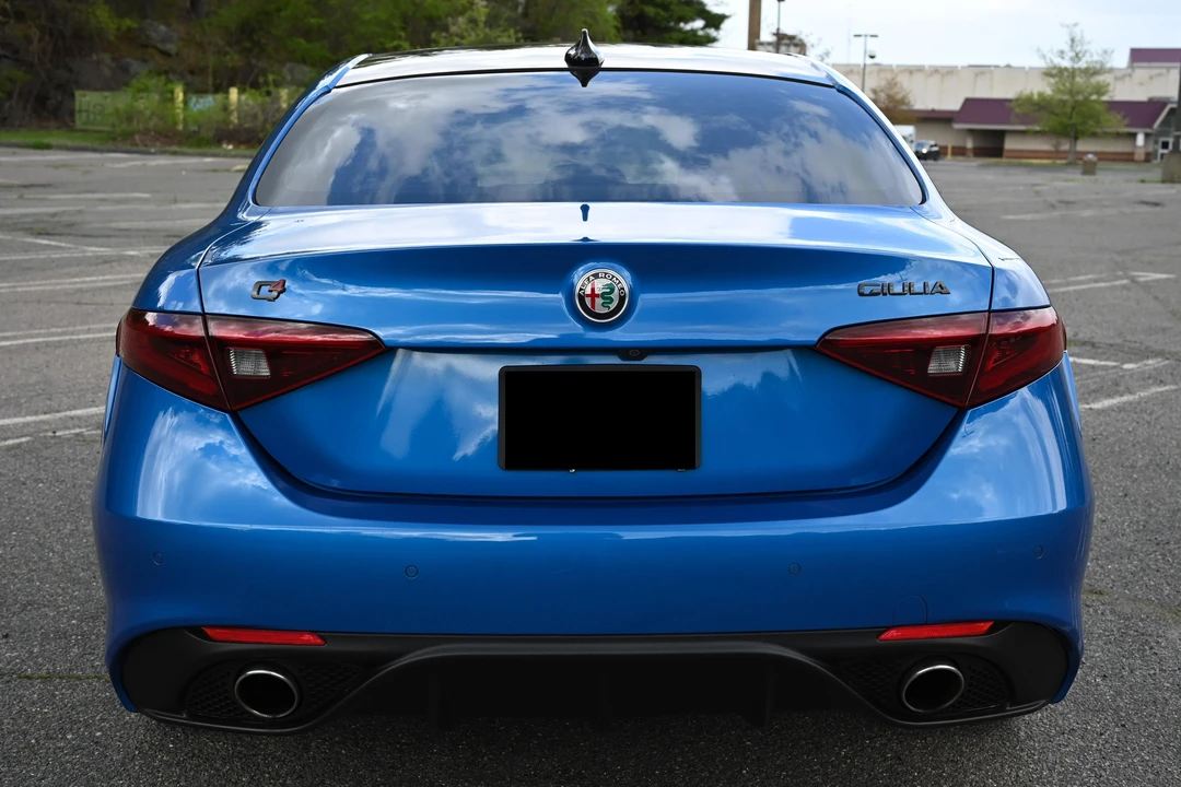 2018 Alfa Romeo Giulia Quadrifoglio - Image 5 of 31