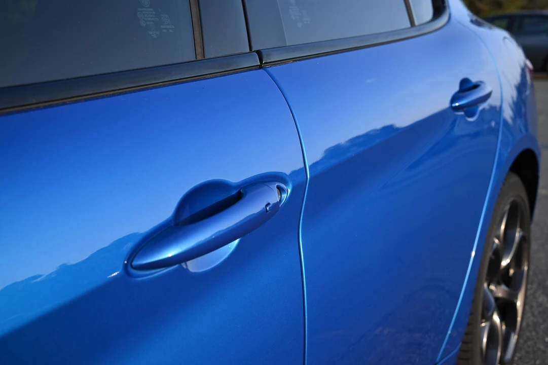 2018 Alfa Romeo Giulia Quadrifoglio - Image 17 of 31