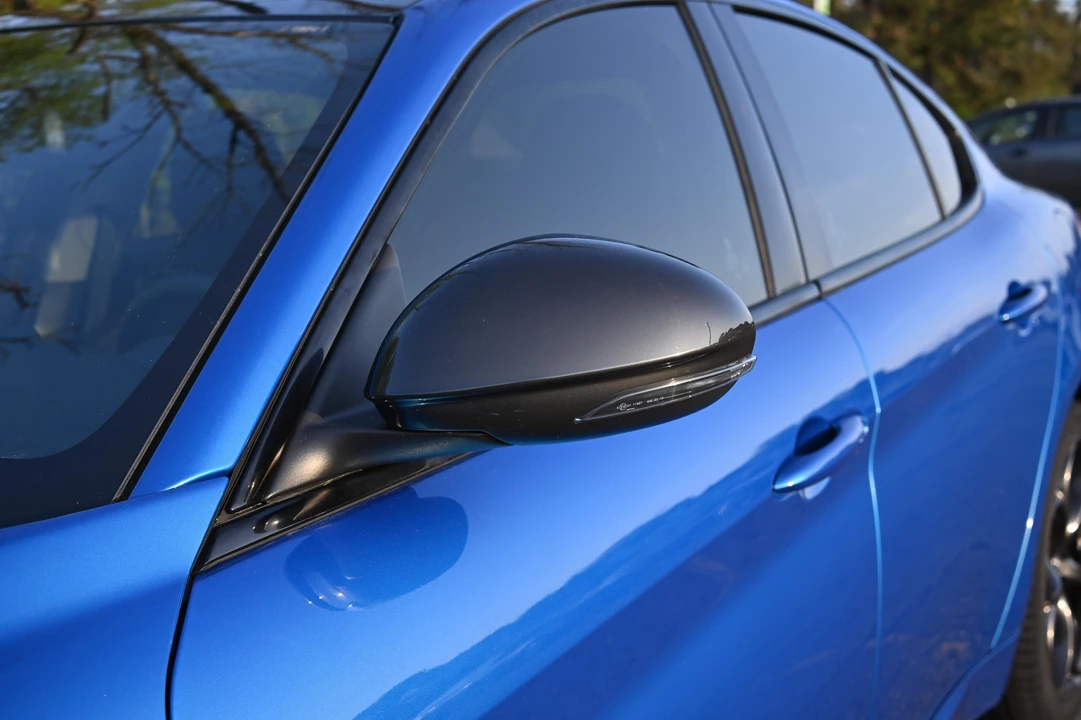 2018 Alfa Romeo Giulia Quadrifoglio - Image 15 of 31