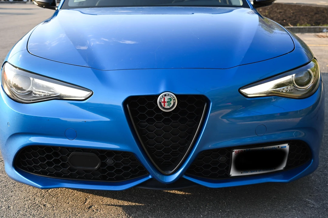 2018 Alfa Romeo Giulia Quadrifoglio - Image 12 of 31