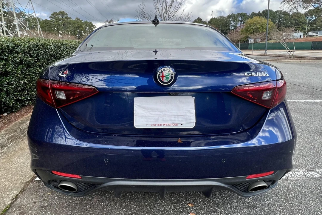 2018 Alfa Romeo Giulia - Image 5 of 31