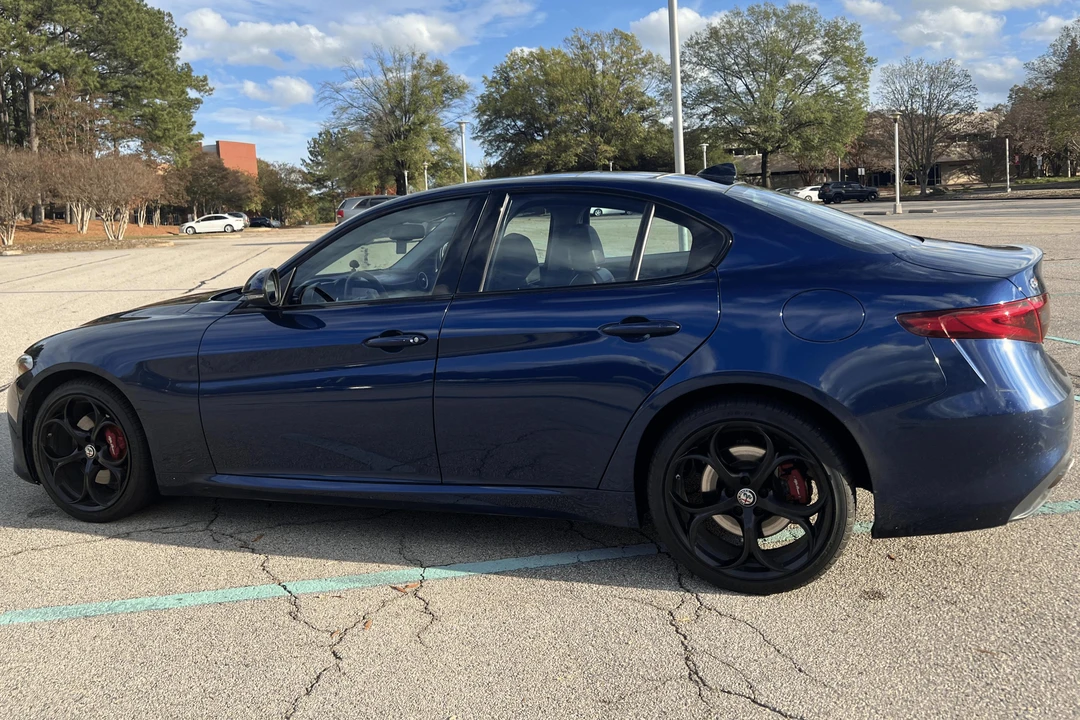 2018 Alfa Romeo Giulia - Image 4 of 31