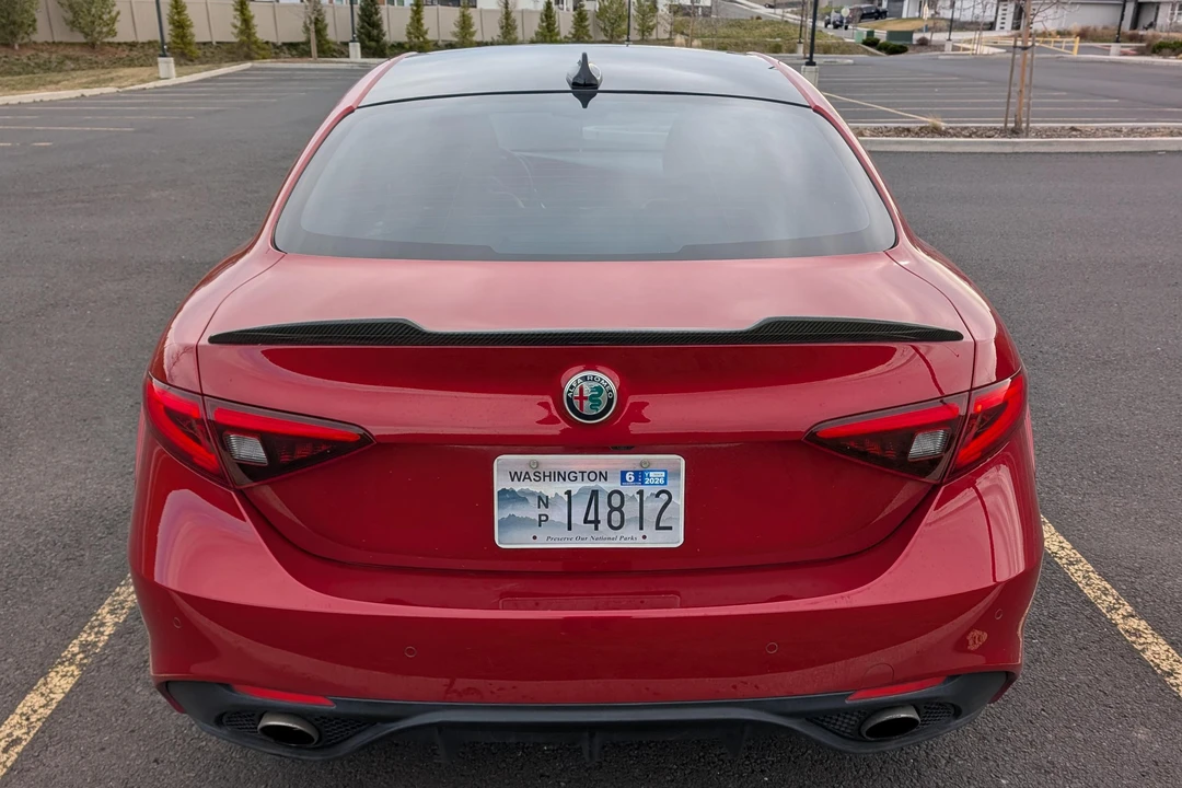 2018 Alfa Romeo Giulia - Image 5 of 31