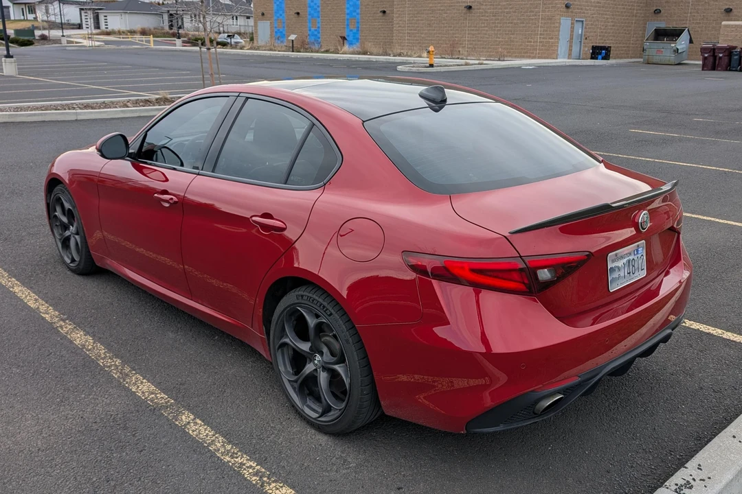 2018 Alfa Romeo Giulia - Image 4 of 31