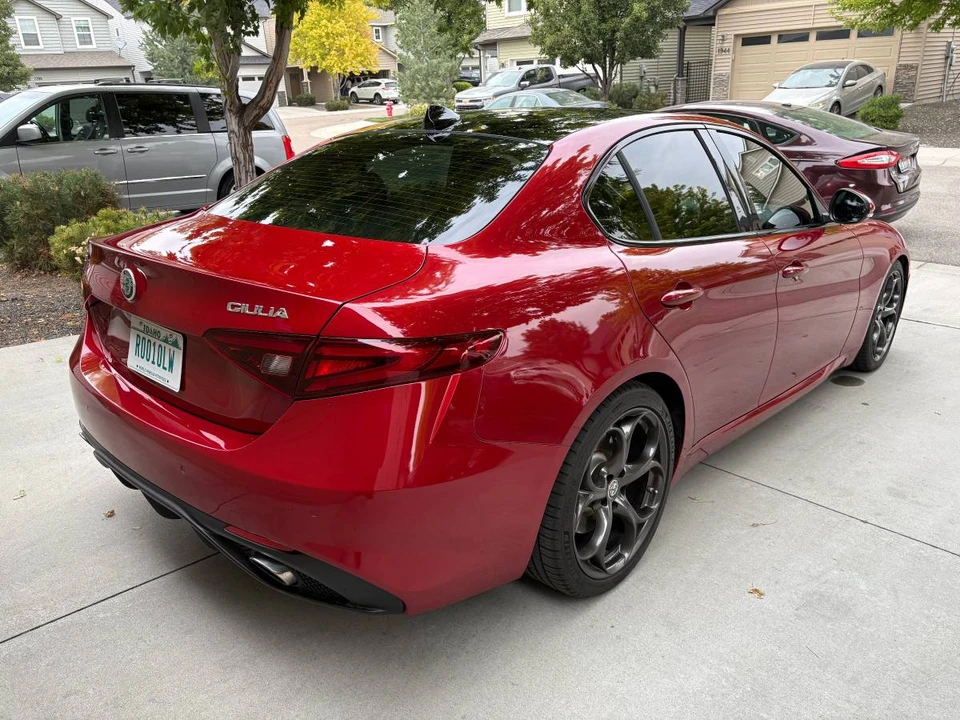 2018 Alfa Romeo Giulia - Image 7 of 18