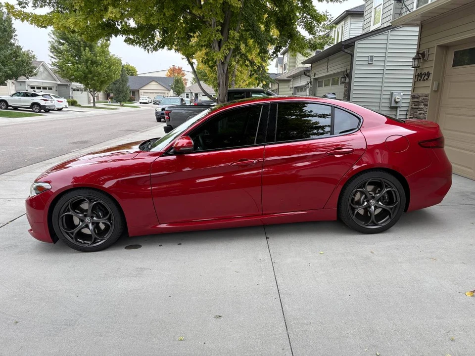 2018 Alfa Romeo Giulia - Image 4 of 18