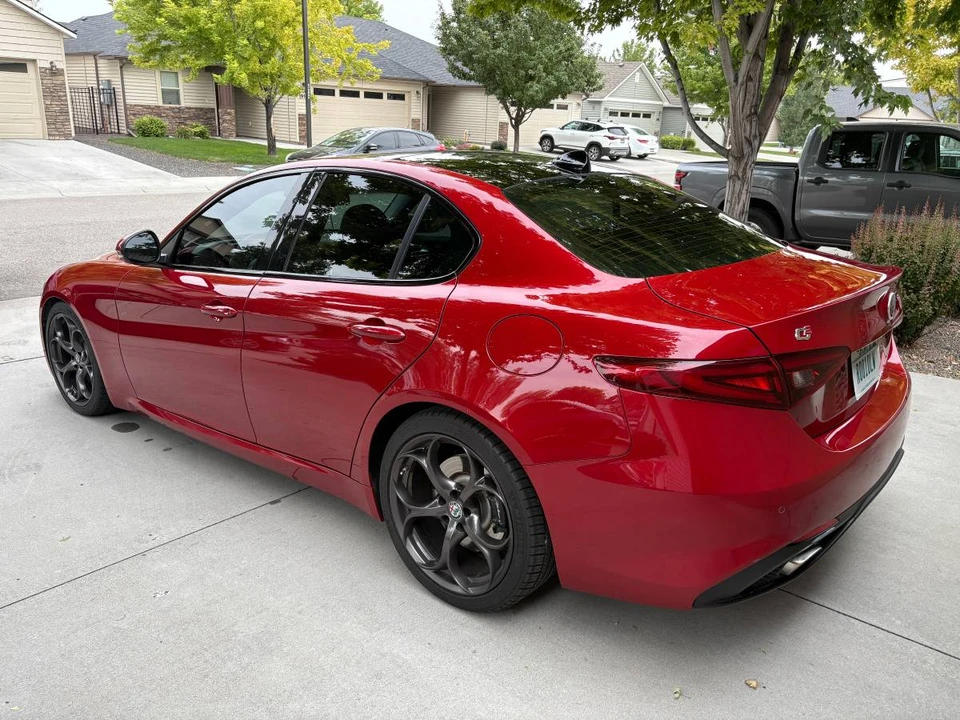 2018 Alfa Romeo Giulia - Image 5 of 18