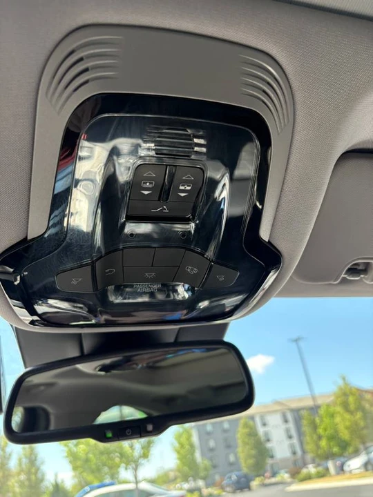 2018 Alfa Romeo Giulia - Image 13 of 23