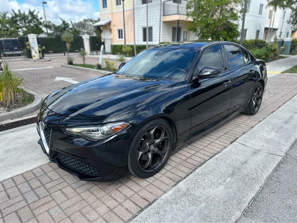 2018 Alfa Romeo Giulia - Image 2 of 14