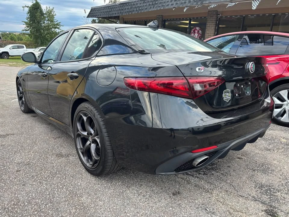 2018 Alfa Romeo Giulia - Image 4 of 14