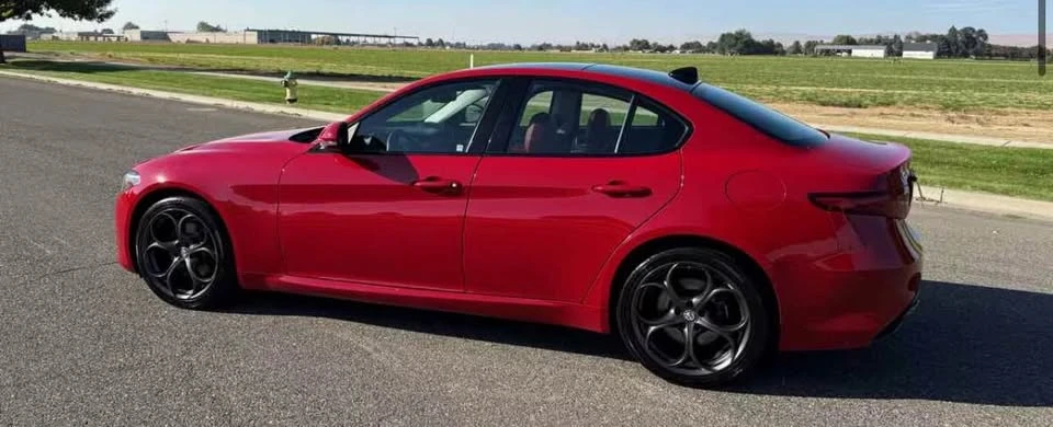 2018 Alfa Romeo Giulia - Image 4 of 8