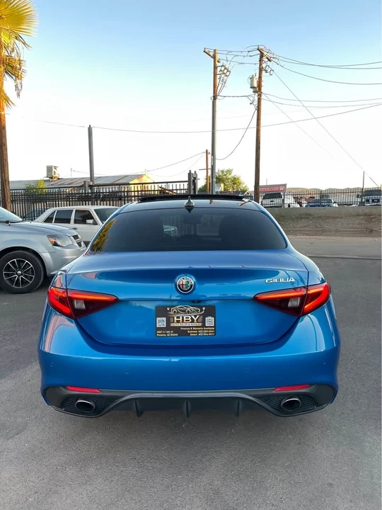 2018 Alfa Romeo Giulia - Image 5 of 15