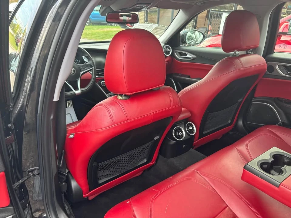 2018 Alfa Romeo Giulia - Image 6 of 14