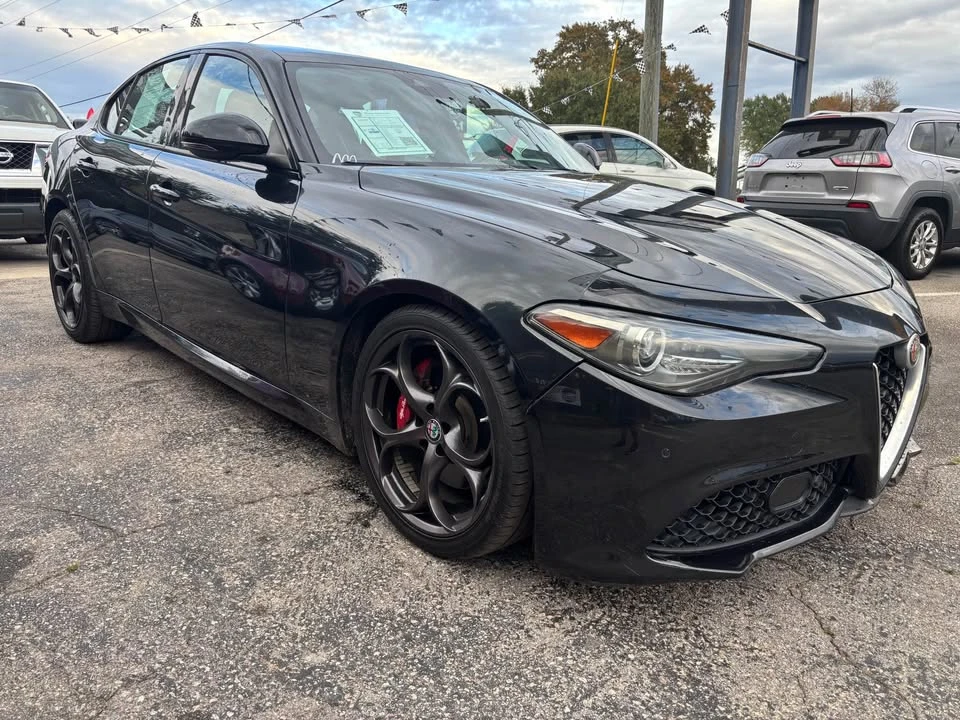 2018 Alfa Romeo Giulia - Image 2 of 14