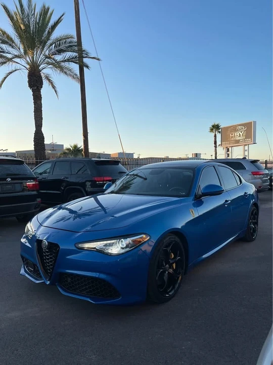 2018 Alfa Romeo Giulia - Image 2 of 15
