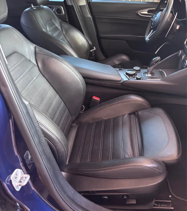 2018 Alfa Romeo Giulia - Image 5 of 13