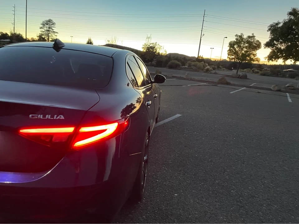 2018 Alfa Romeo Giulia - Image 4 of 13
