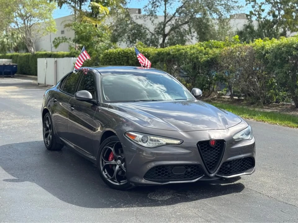 2018 Alfa Romeo Giulia - Image 2 of 19