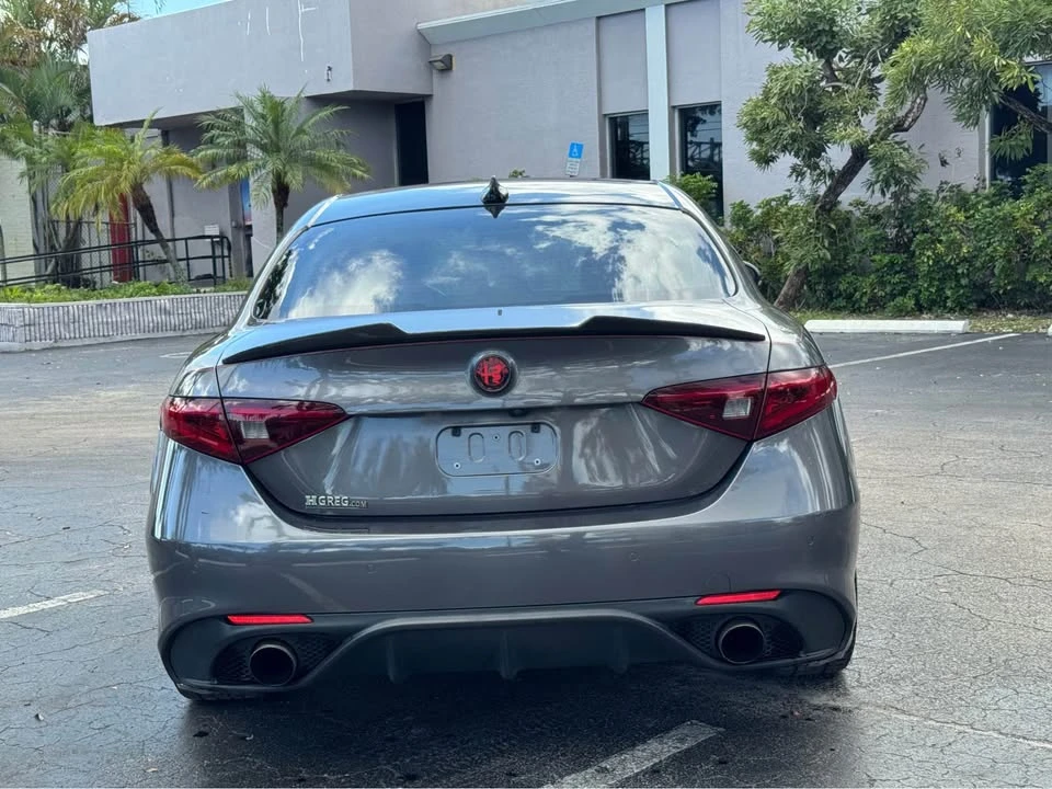 2018 Alfa Romeo Giulia - Image 6 of 12