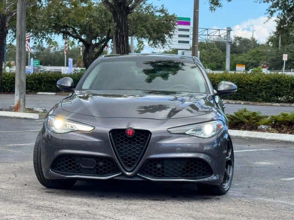2018 Alfa Romeo Giulia - Image 4 of 12