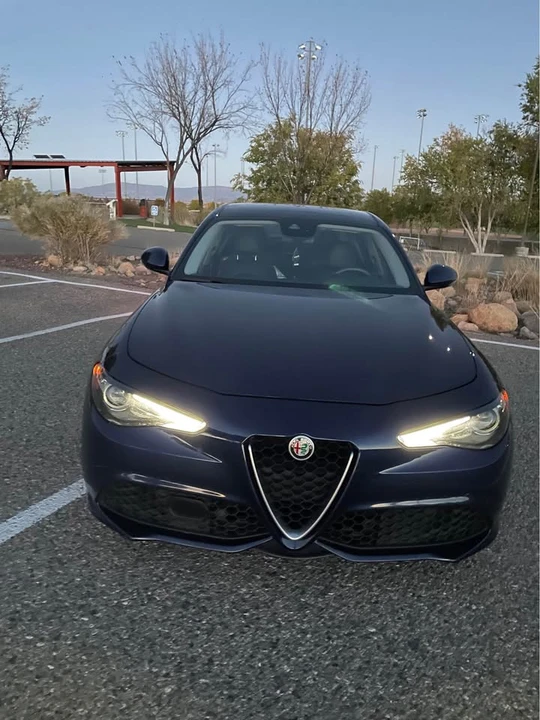 2018 Alfa Romeo Giulia - Image 2 of 12
