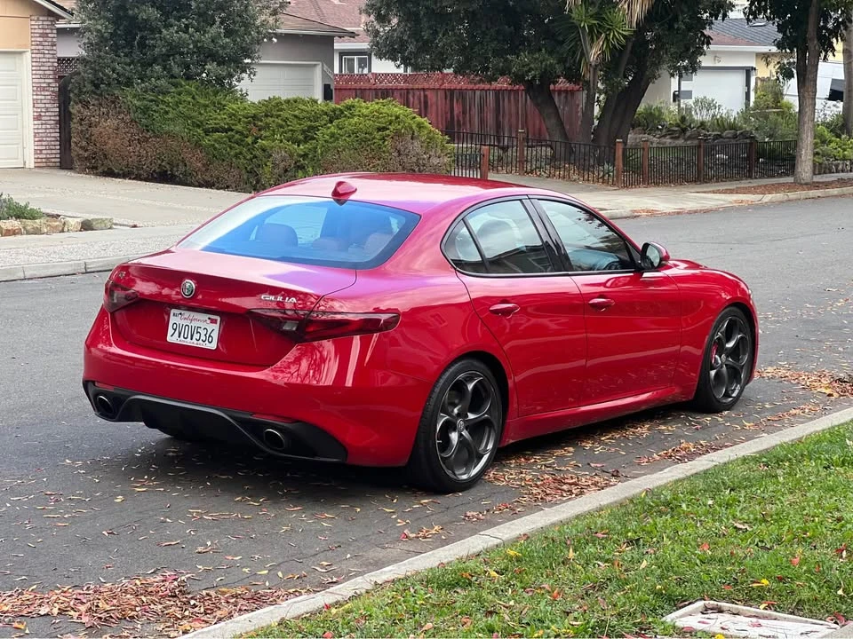 2018 Alfa Romeo Giulia - Image 3 of 18