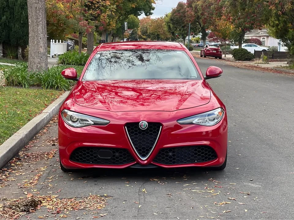 2018 Alfa Romeo Giulia - Image 8 of 18