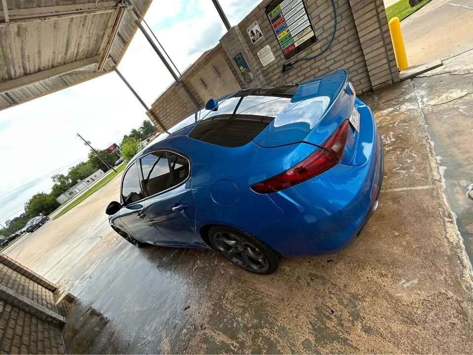 2018 Alfa Romeo Giulia - Image 4 of 5