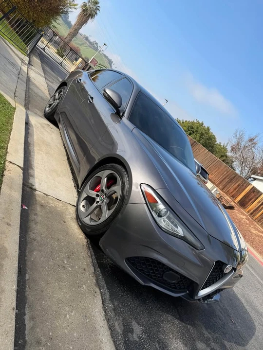 2018 Alfa Romeo Giulia - Image 2 of 6