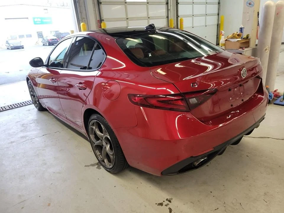 2018 Alfa Romeo Giulia - Image 2 of 12