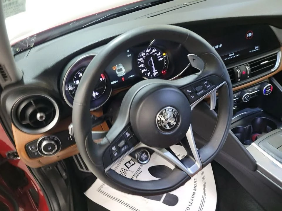 2018 Alfa Romeo Giulia - Image 6 of 12
