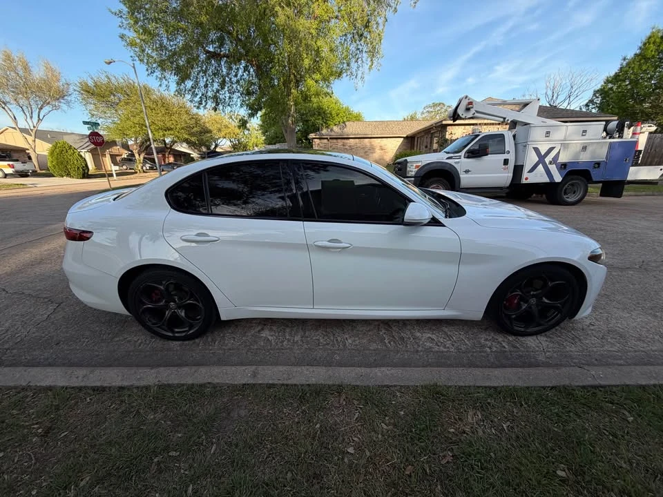 2018 Alfa Romeo Giulia - Image 4 of 18