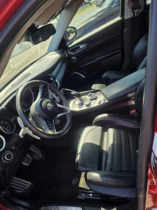 2018 Alfa Romeo Giulia - Image 7 of 7