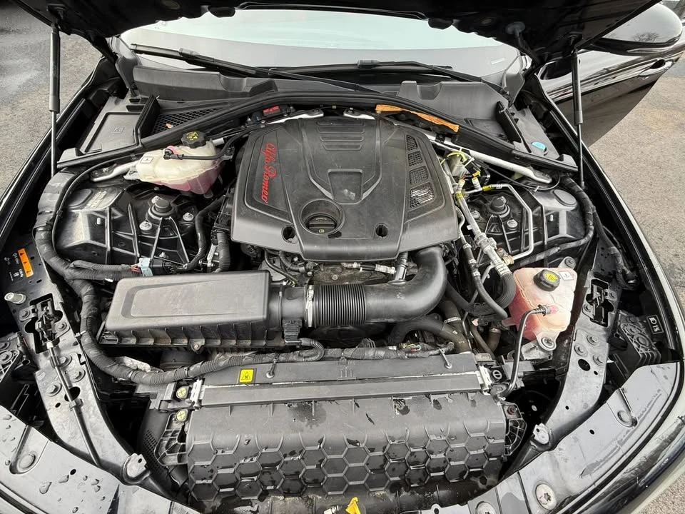 2018 Alfa Romeo Giulia - Image 15 of 20
