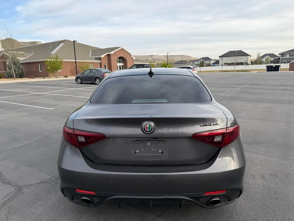 2018 Alfa Romeo Giulia - Image 4 of 19
