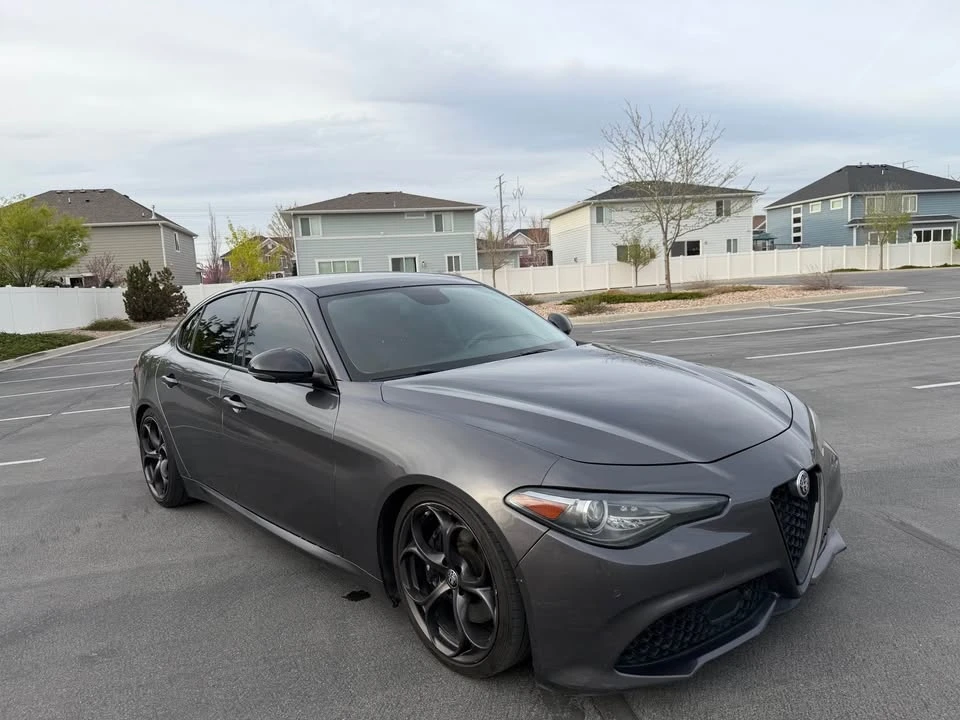 2018 Alfa Romeo Giulia - Image 7 of 19