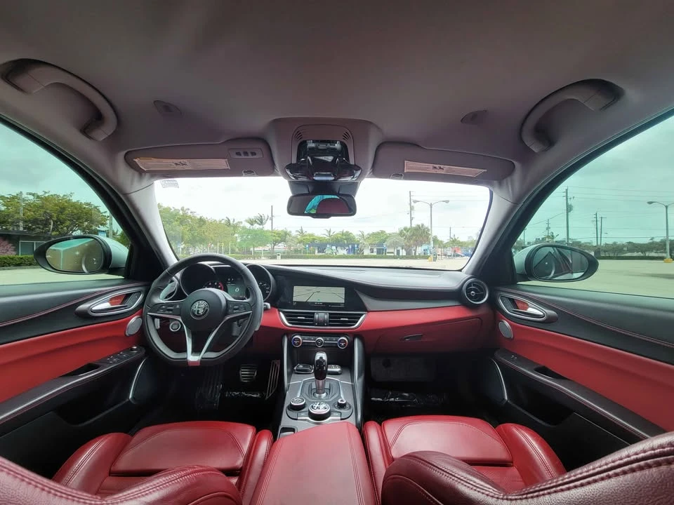2018 Alfa Romeo Giulia - Image 20 of 20