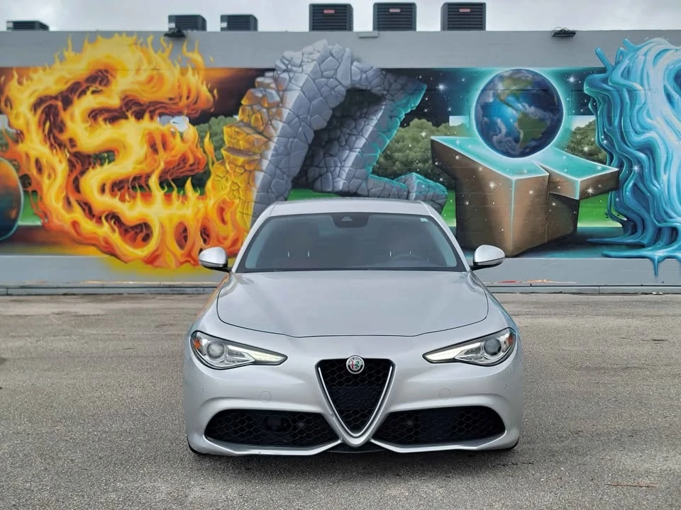 2018 Alfa Romeo Giulia - Image 2 of 20