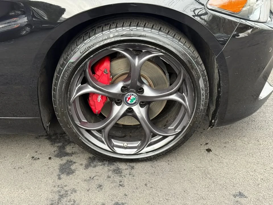 2018 Alfa Romeo Giulia - Image 10 of 20