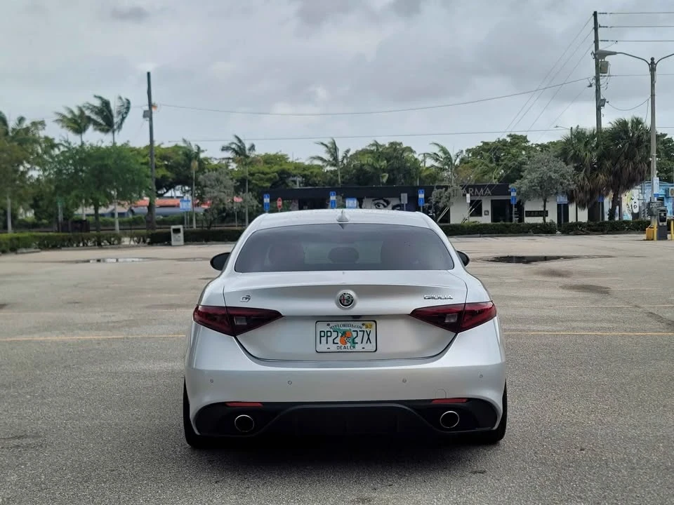 2018 Alfa Romeo Giulia - Image 6 of 20