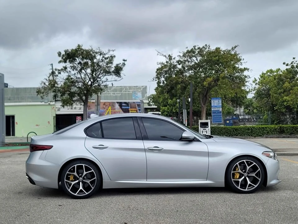 2018 Alfa Romeo Giulia - Image 4 of 20