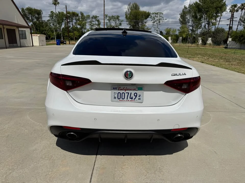 2018 Alfa Romeo Giulia - Image 6 of 17