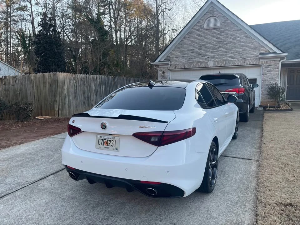 2018 Alfa Romeo Giulia - Image 2 of 18