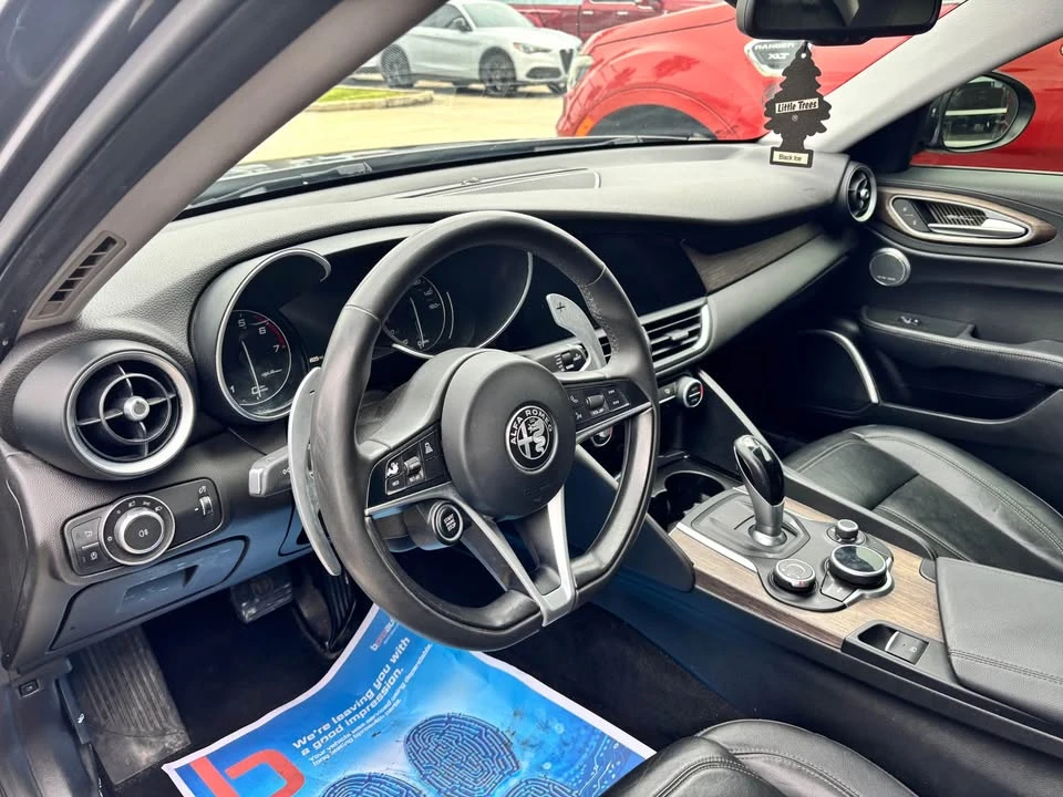 2018 Alfa Romeo Giulia - Image 5 of 7