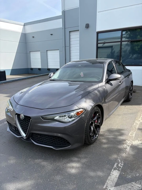 2018 Alfa Romeo Giulia - Image 6 of 9