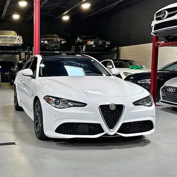 2018 Alfa Romeo Giulia Ti Sport Sedan