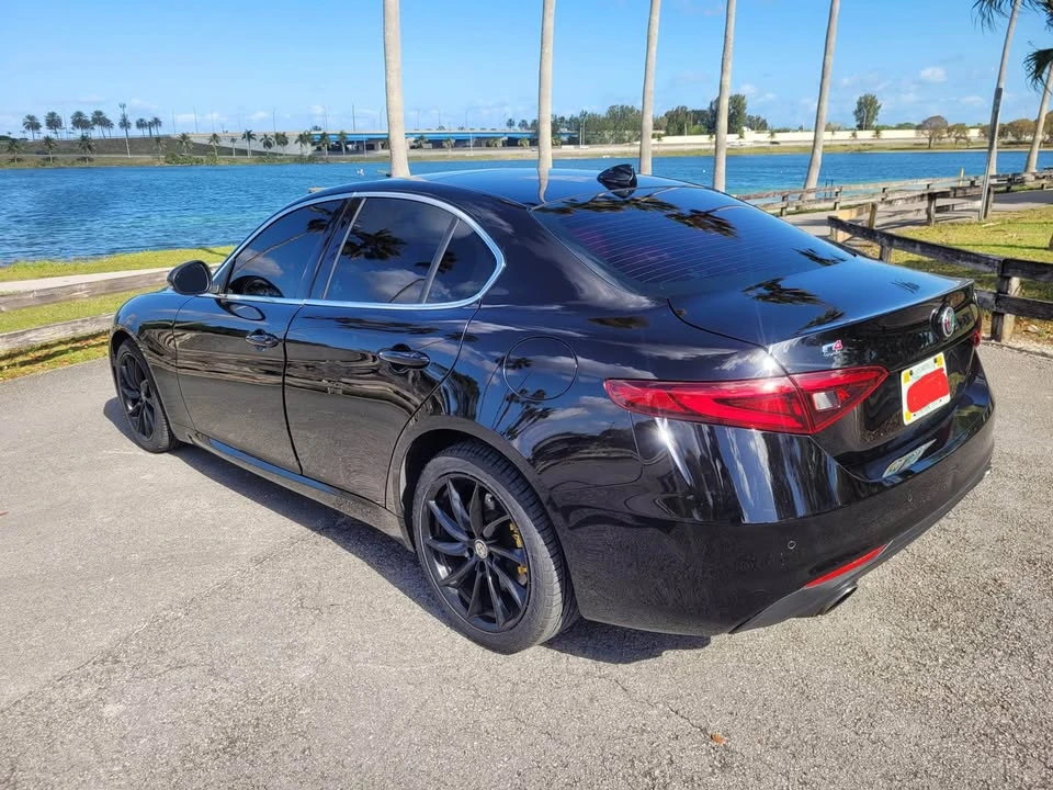 2018 Alfa Romeo Giulia - Image 7 of 13