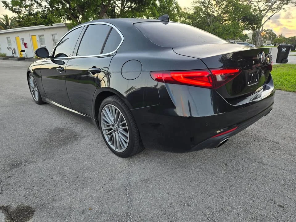2018 Alfa Romeo Giulia - Image 4 of 12